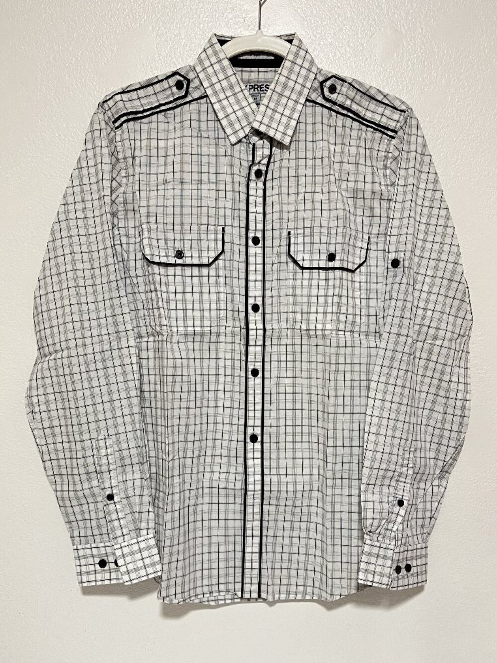 EXPRESS Men's Fitted Long Sleeves Size Medium Button-up Shirt-Preowned